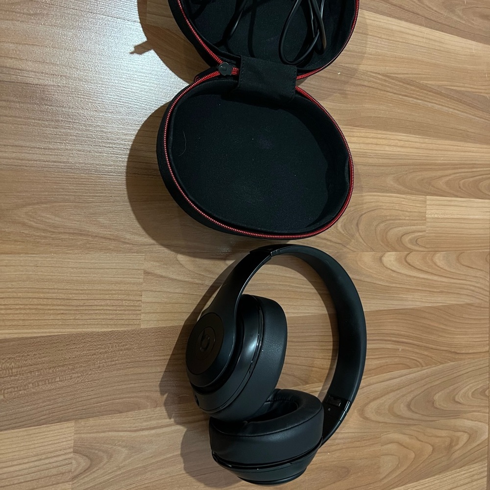 Beats Studio Wireless Headphones